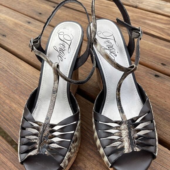 Fergie corkscrew wedges   - Picture 2 of 7